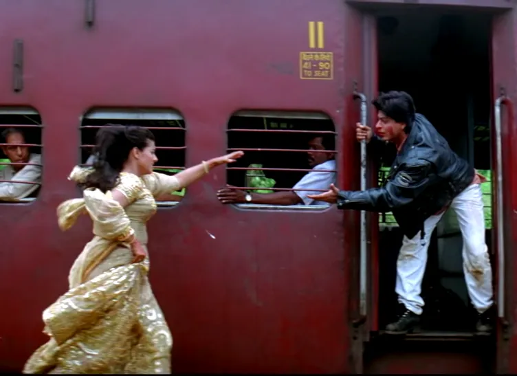 Sweety_speaks's tweet photo. Nothing just #DDLJ supremacy!
#RajandSimran 💞 https://t.co/cdPZTY2COH