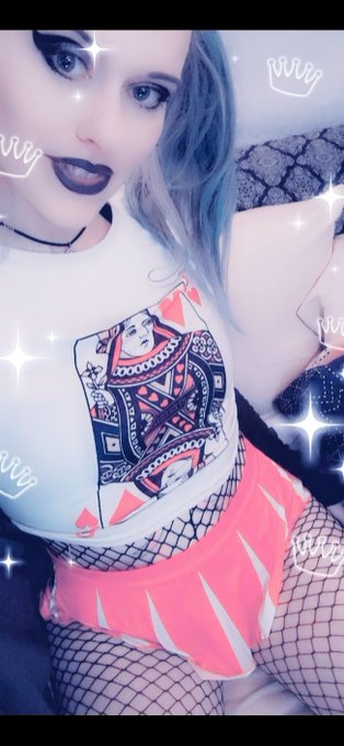 My Queen. 😘😘...Even tho she prefers princess😜😜 She'll still b my Queen of this heart ❣️❣️❤️❣️❣️ https://t<a href="/tag/verified"class="tags"><span>#verified</span></a><a href="/tag/realcouple"class="tags"><span>#realcouple</span></a><a href="/tag/couplelove"class="tags"><span>#couplelove</span></a><a href="/tag/amateurpron"class="tags"><span>#amateurpron</span></a>