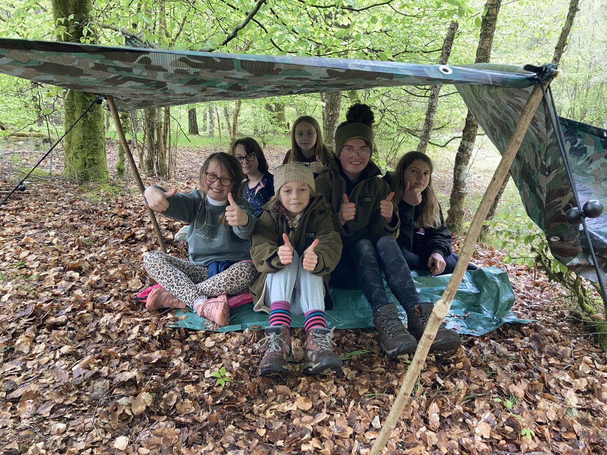 KillinPrimary's tweet photo. Hiking + Den building = Happy P7s πβοΈπ¦ ππ₯Ύπ₯Ύπ₯Ύ#kpskillinit https://t.co/XLYFMSbBXT