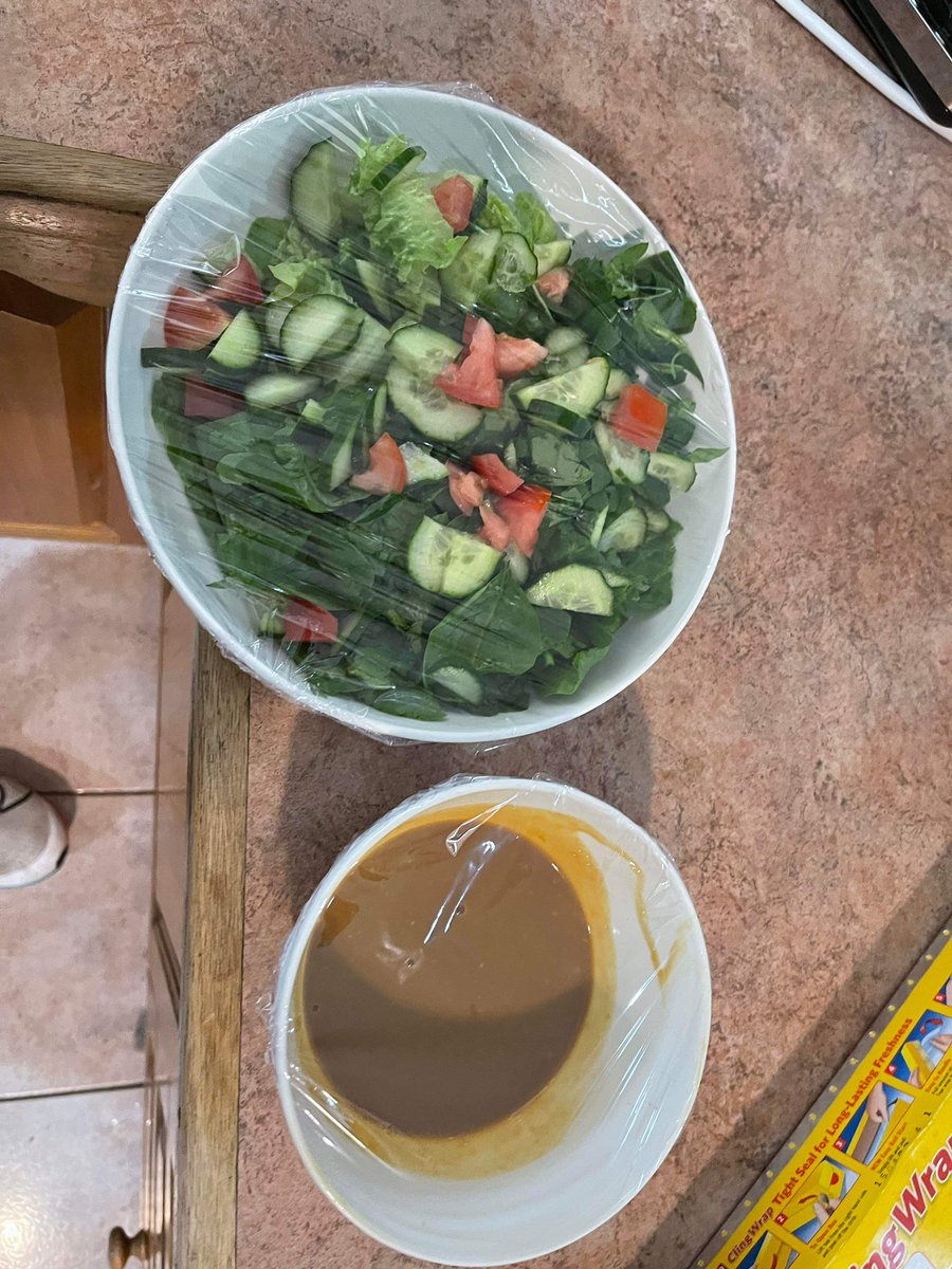 BLT_86's tweet photo. Feeling my @pidgeo vibe I made Kim Kardashians salad recipe. Because I’ll need it after my BBL/ACL surgery. This dressing is delicious like no joke I’m gonna dip chicken nuggets from KFC in it tonight. #HealthyEating #fitnessismypassion #netfit #BBLDIET #ravfitness https://t.co/KdQevP75Vy