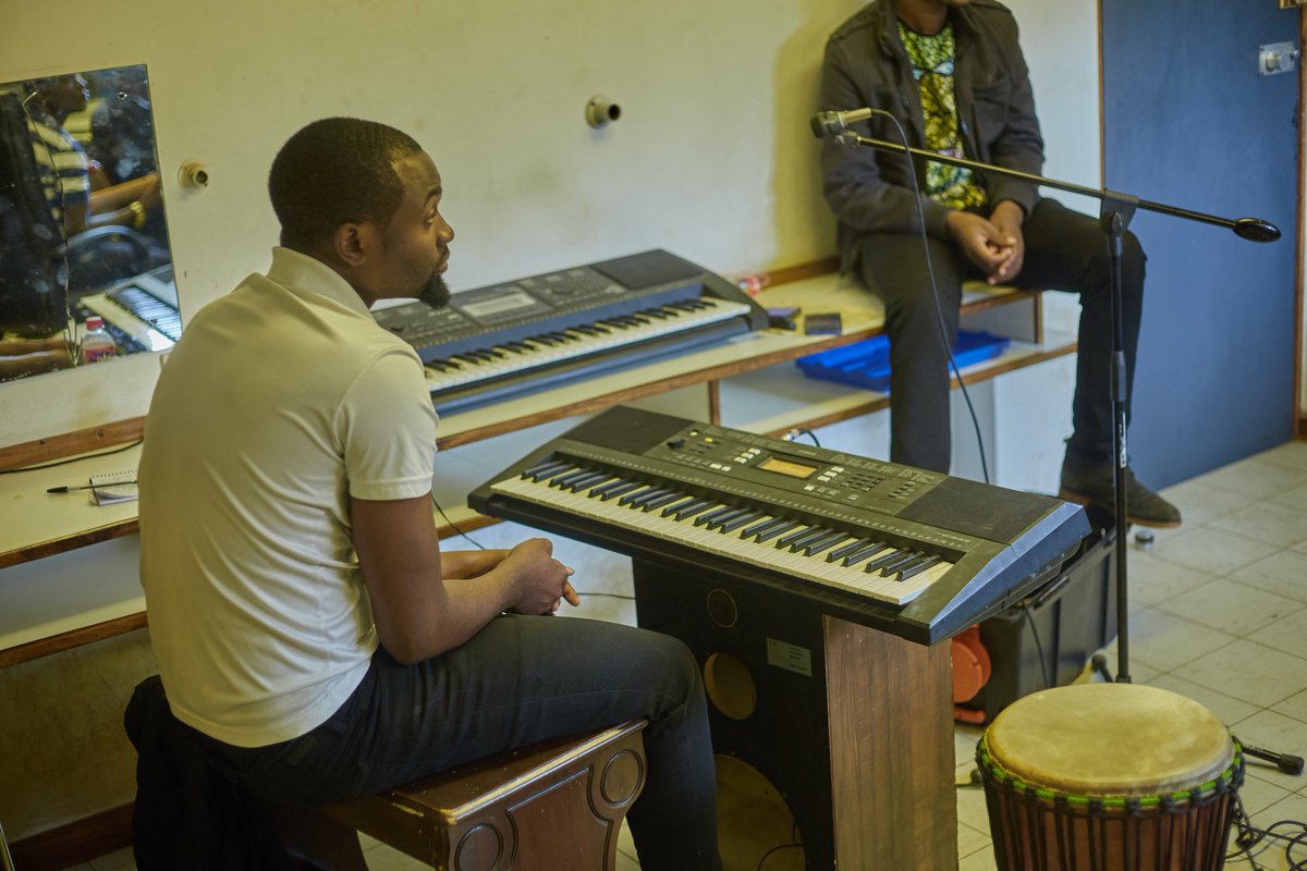 sula_malawi's tweet photo. #Sulartists going through a band leadership session during #Sulatraining organised by Department of Fine and Performing Arts, University of Malawi in partnership with Music in Africa #SoundConnectsFund #Sula #SulaMw #UnimaFPA https://t.co/6PMEk1zsMK