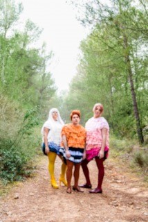 TeatroBreton's tweet photo. 🎭|  LAS AVES de @la_calorica
 inspirada en la obra de Aristófanes 👉Dramaturgia #JoanYago y 👉Dirección #IsraelSolà 👉con #XaviFrancés #AitorGalisteoRocher #EstherLópez #MarcRius
📌  MAÑANA, Sáb ⏰ 19:30
🎟 https://t.co/ZyNx3fdHp3 ℹ️ /bit.ly/3FlDCdz  
📸 A. Fàbrega @AytoLogrono https://t.co/ztC0kp2eHj