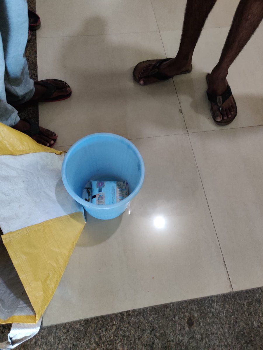 abhizar's tweet photo. @bigbasket_com @daily_bb This morning received milk delivery at 9 instead of 6, I was horrified to see my milk dropped in dustbin by BBdaily delivery boy Prakash Anthony seems to be a minor, went down &amp; caught him he immediately started talking rudely and loudly act on this https://t.co/paSFJfWtL4