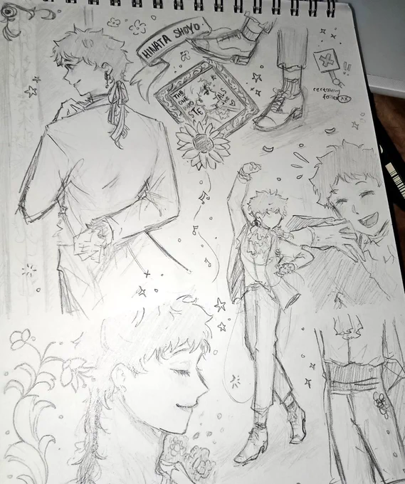 and a doodle between my assignments (I'm so happy bcs I couldn't bring myself to draw for weeks!!💖) AAA 