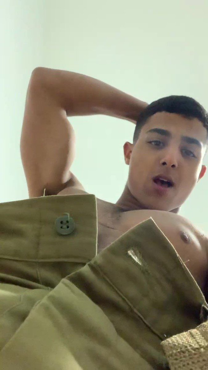 findomfarin's tweet photo. I need you to get down on your knees. 

Follow me with 35 % discount: https://t.co/uE7XjEuT3B. 

More to see there. 

#serve #alpha #master #cashmaster #sir #findom #verification #maledom #footmaster #ffunderwear #ffgear https://t.co/MmgJJYZeJi