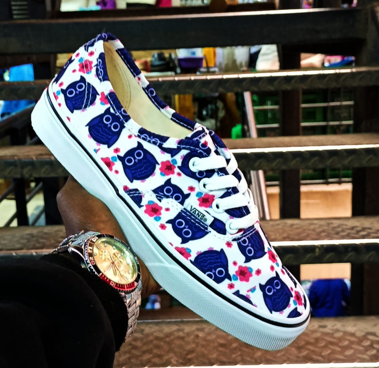 Vans mall price sale