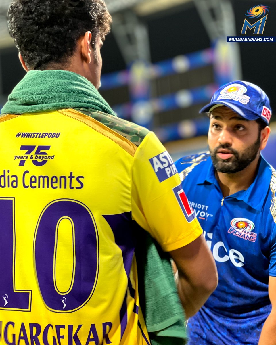 mipaltan's tweet photo. The महाराष्ट्र connect 🤝💙

#OneFamily #DilKholKe #MumbaiIndians #CSKvMI @ImRo45 https://t.co/3z5DNtJoZa