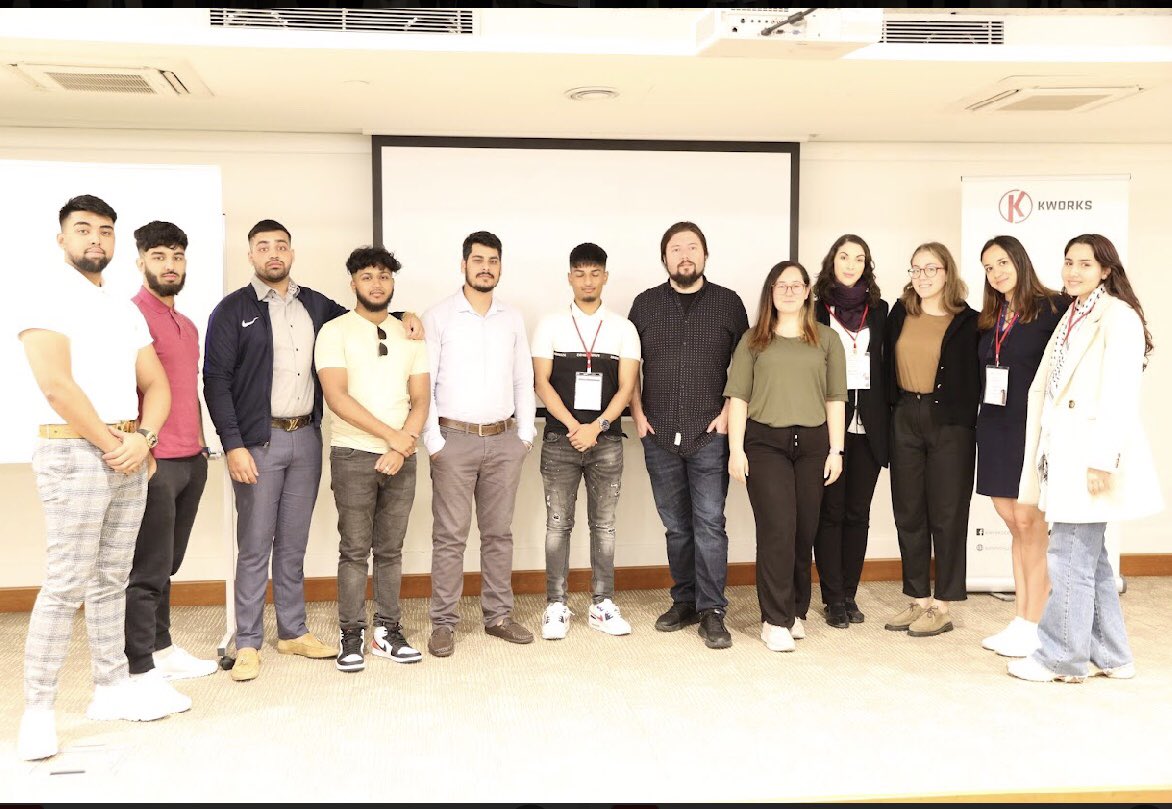 surucu_ebru's tweet photo. Entrpreneurs Across Borders team from @BradManagement made their presentation at @kworkscenter- Koç University Entrepreneurship Research Center. Our young entrepreneur candidates received very valuable comments. 
@ZahirIrani1 @ShirleyCongdon @ShirleyCongdon @vweerakk  @amsharif https://t.co/S8SNGNiXur