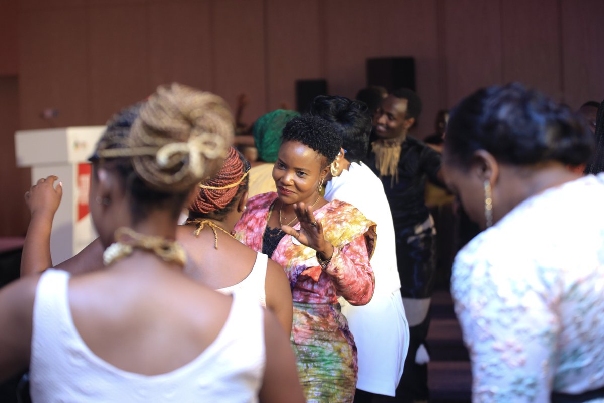 emsrwanda's tweet photo. Day 1- of the African Women Summit Kigali 2022.
#AWS2022 #AWSKIGALI2022 #COWAP #EEEI #EventandMediaService #Eventmanagement #WomenEmpowerment #WomeninAfrica #EMS #RCB https://t.co/LGbA1eTooc