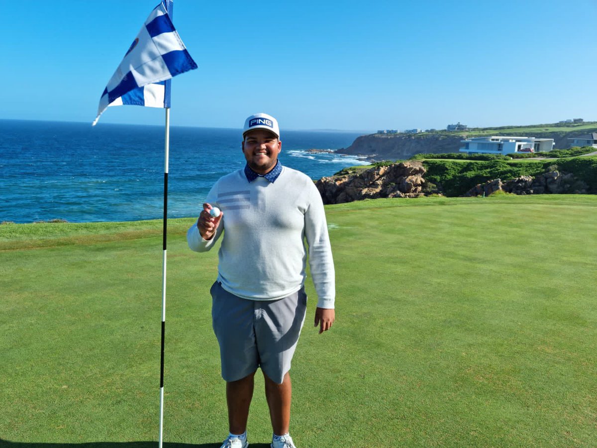 CharleneAlexes's tweet photo. A hole -in-one on the 13th at Pinnacle Point on Wednesday and on Thursday a hole-in-one on the 8th at Mossel Bay.Well done Jordan this is truly amazing!!! https://t.co/Mog4bZsf5v