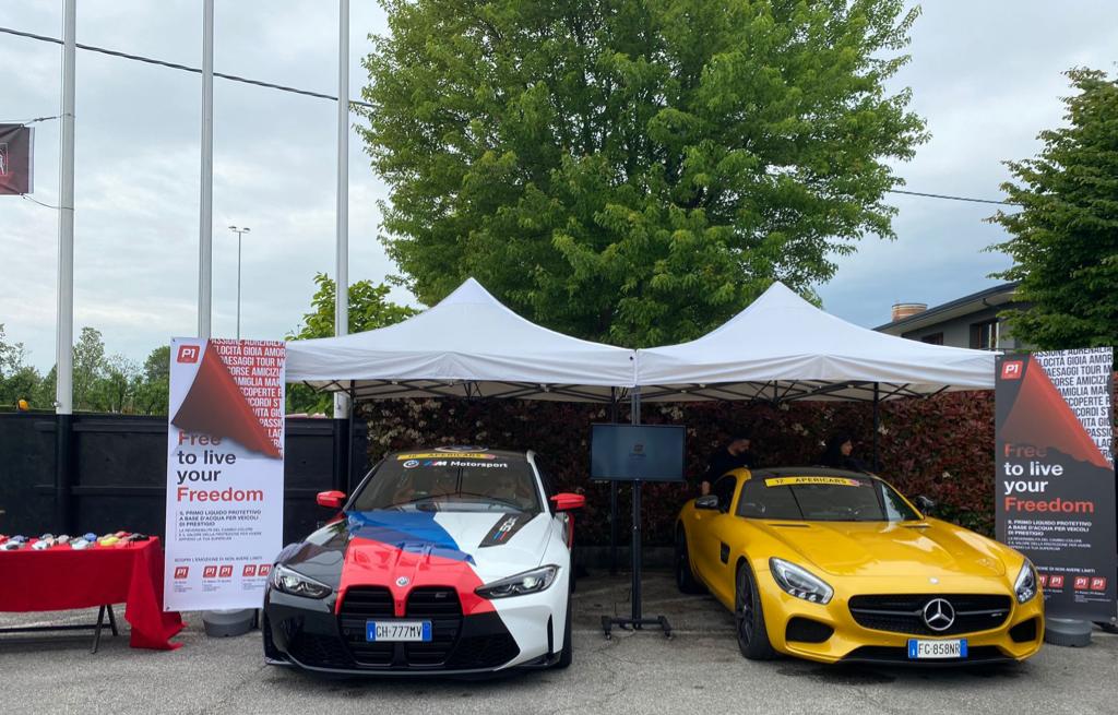 Seb_P1's tweet photo. Amazing event at Aperi Cars in Italy with two very special cars painted in P1 recycled peelable paint.

For more information and enquiries in Italy you can contact https://t.co/EfZ4RKwK4A

For global enquiries https://t.co/CIdmwvUtXI https://t.co/bffZKioVB2
