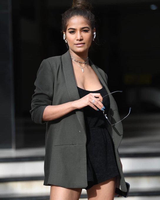 It feels like life is changed the way people are approaching me today, I waited for this for so long<a href="/tag/dilipkumarrip"class="tags"><span>#dilipkumarrip</span></a>