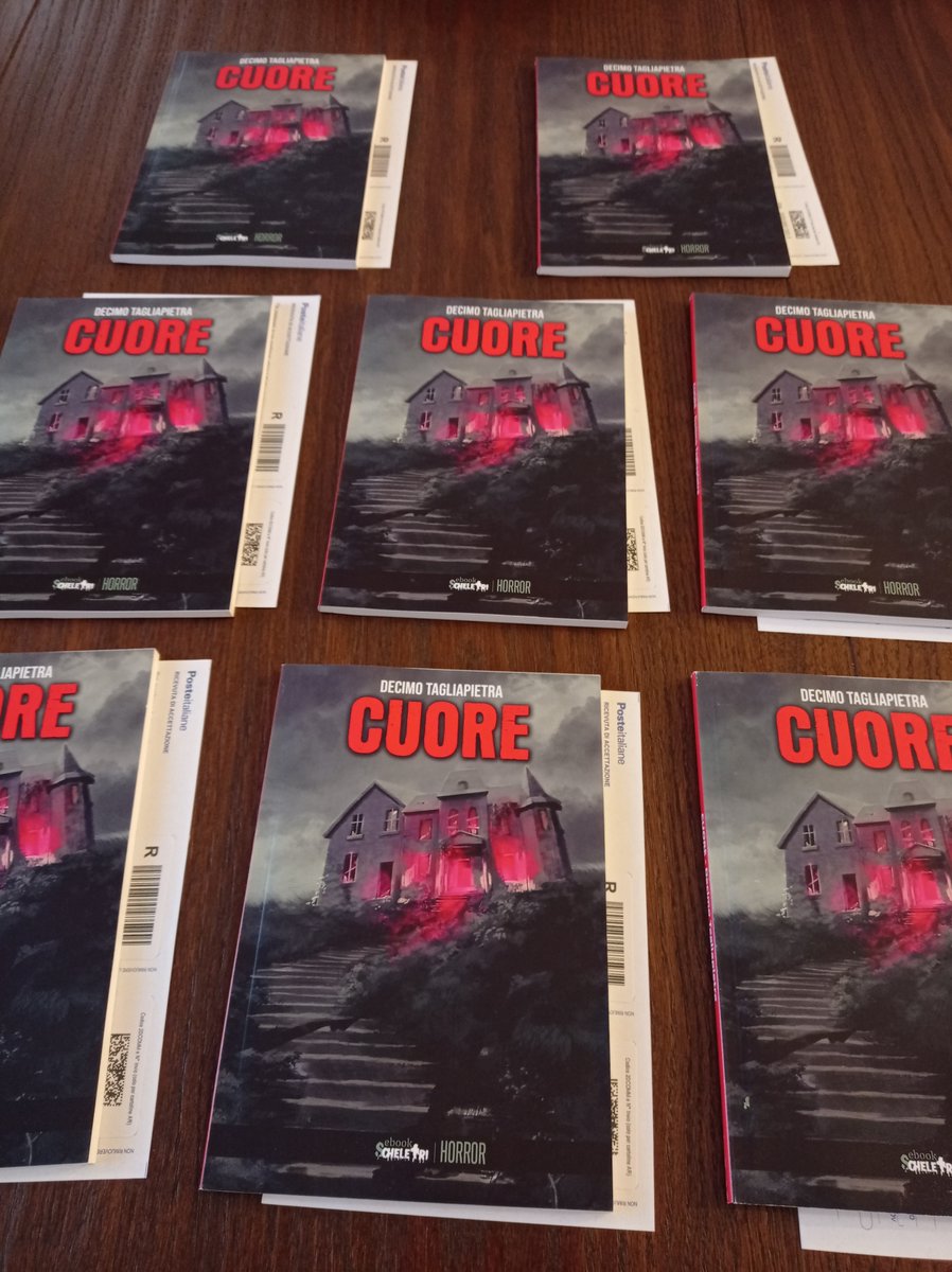 Scheletri's tweet photo. #scheletriebook
Venerdì è tempo di spedizioni! Oggi tocca a CUORE🖤 grande racconto horror di Decimo Tagliapietra e illustrato da Alessandro Amoruso. Disponibile a 5.90 € con un simpatico omaggio
👉 https://t.co/6dF17hmOUH https://t.co/47W9xD0i8x