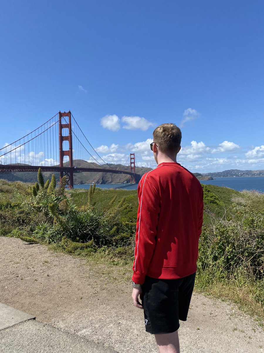 NiallDuffyAT's tweet photo. With the thesis submitted and final year over it’s been great to have the time to relax and enjoy travelling the USA. Looking forward to another jam packed summer on the water at home 🌊🏄🏼‍♂️ https://t.co/Ib18cBQT5z