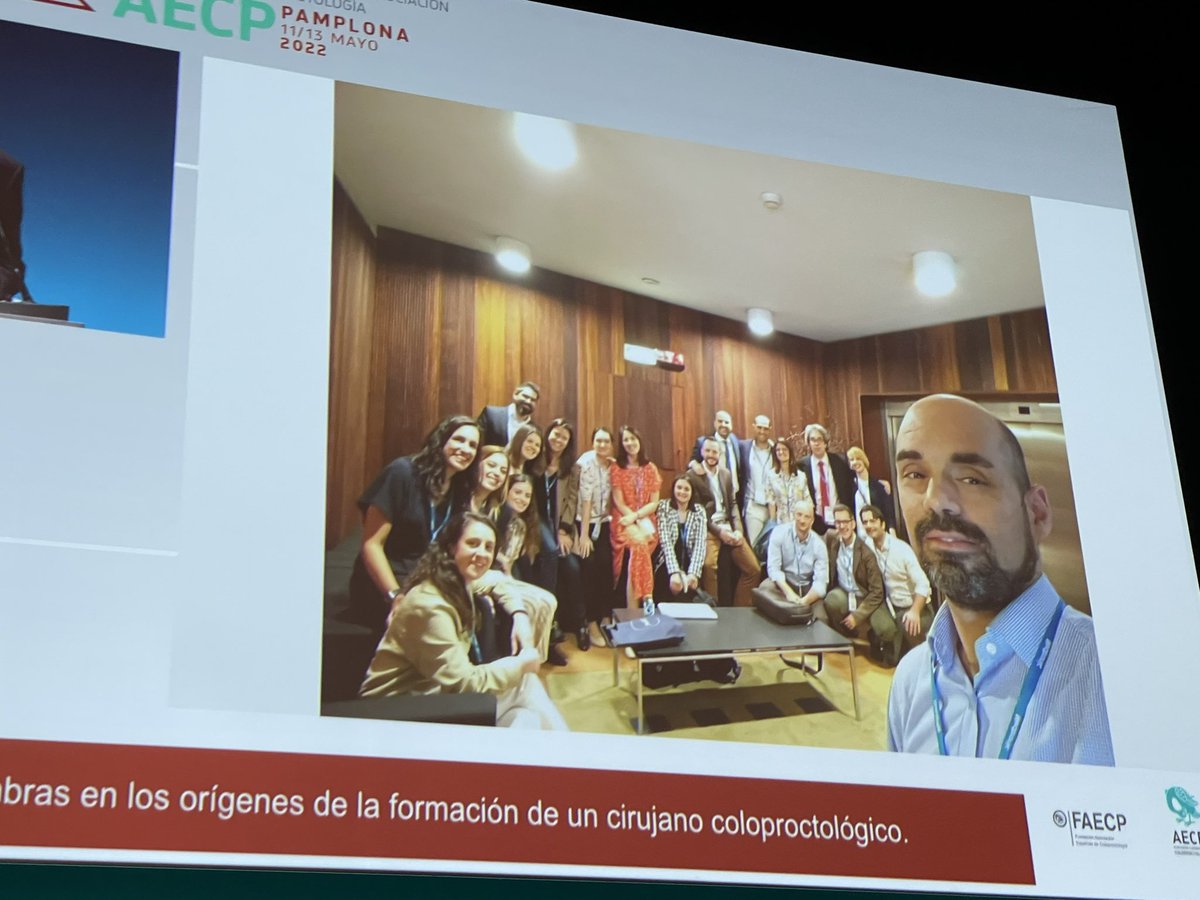 TeresaCaldern5's tweet photo. Mesa del grupo joven de la AECP. Si eres inquieto, innovador y no te asusta el trabajo , este es tu grupo. El futuro de la cirugía colorrectal son ellos. @AECP_FAECP @JuanGarcaArmen1 @delaportillaMD @AlbertoParajo @DrCarlosCerdan @EmilioPenaDr #aecp2022 #colorrectal https://t.co/jCn0RyoYgb