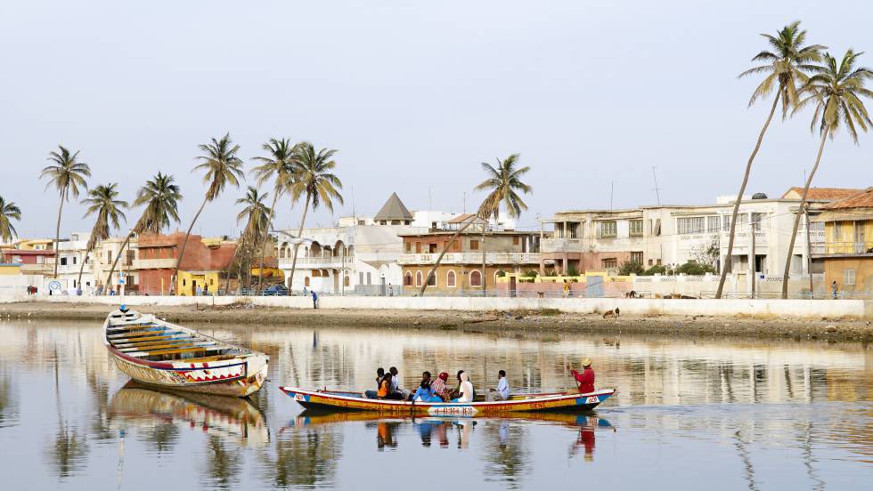 SilviaCRAvge's tweet photo. Hoy viajamos a #Senegal con @GomezSenegal‼️
¿Te cuento una curiosidad?
La antigua capital de Senegal era Saint Louis!
Te dejo a continuación algunas fotos para que puedas apreciar esta preciosa ciudad! 🏙 
#descubreelmundoconAVGE https://t.co/UJDfH9R7Iq
