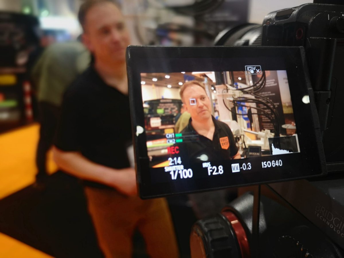 VandercomMedia's tweet photo. Filming at #UKConstructionWeek #ukcw #London #corporatevideo #videoproduction #vandercomfilms @UKConstructionm @ExCeLLondon https://t.co/kxqoGakl3Z