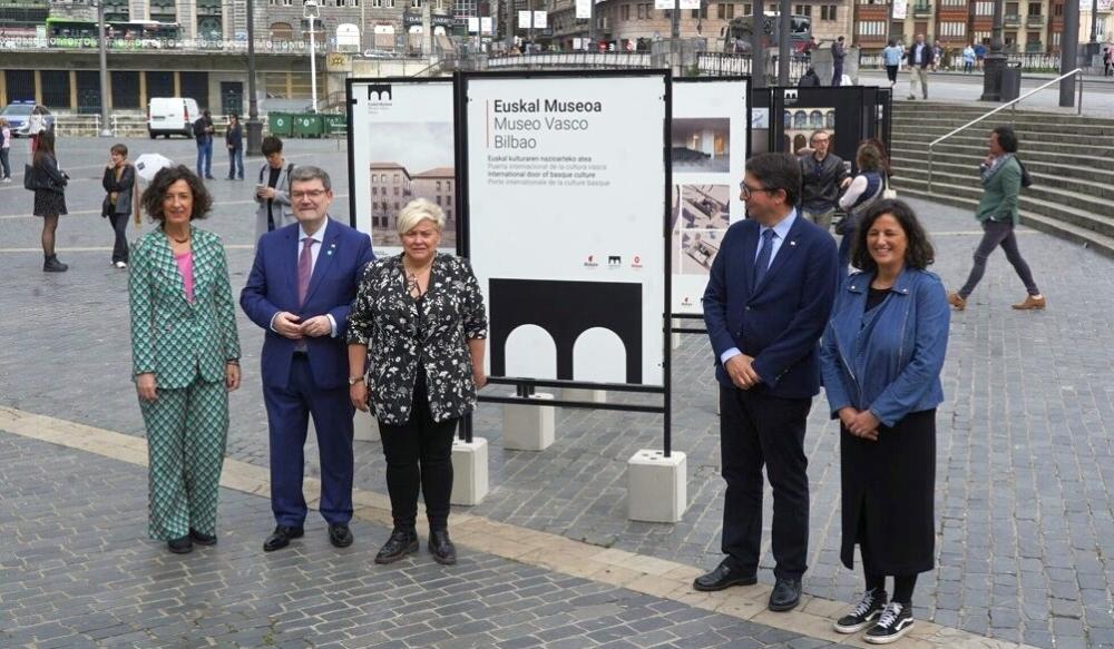 📸 [EN IMÁGENES] Euskal Museoa @museo_vasco sale a la calle para mostrar su renovación integral
🔗 Información completa: bit.ly/3M7tVSK