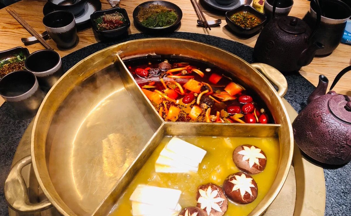 Jennifer00916's tweet photo. #周五 媽媽們的小聚 感恩🙏🥘 https://t.co/W9RkozpsgY