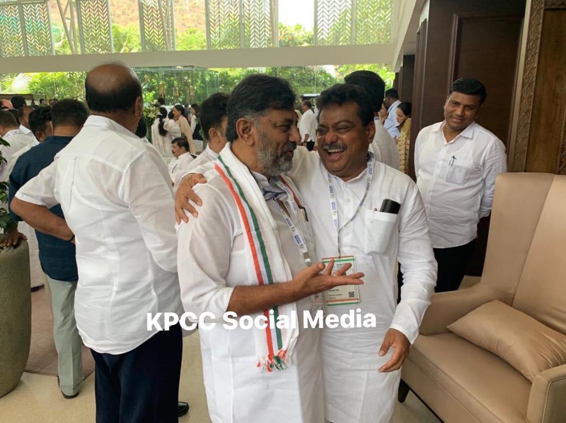 brnaidu1978's tweet photo. Picture speaks!!! https://t.co/jaDL5aoLsL