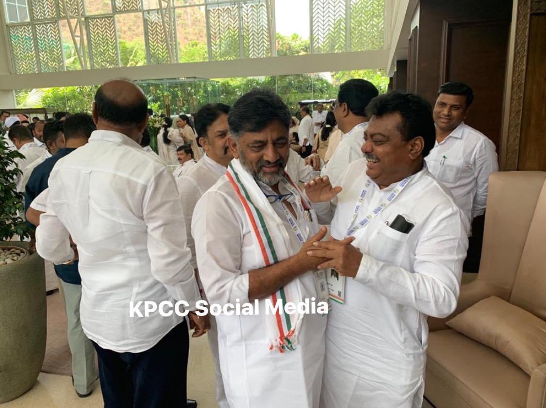 brnaidu1978's tweet photo. Picture speaks!!! https://t.co/jaDL5aoLsL