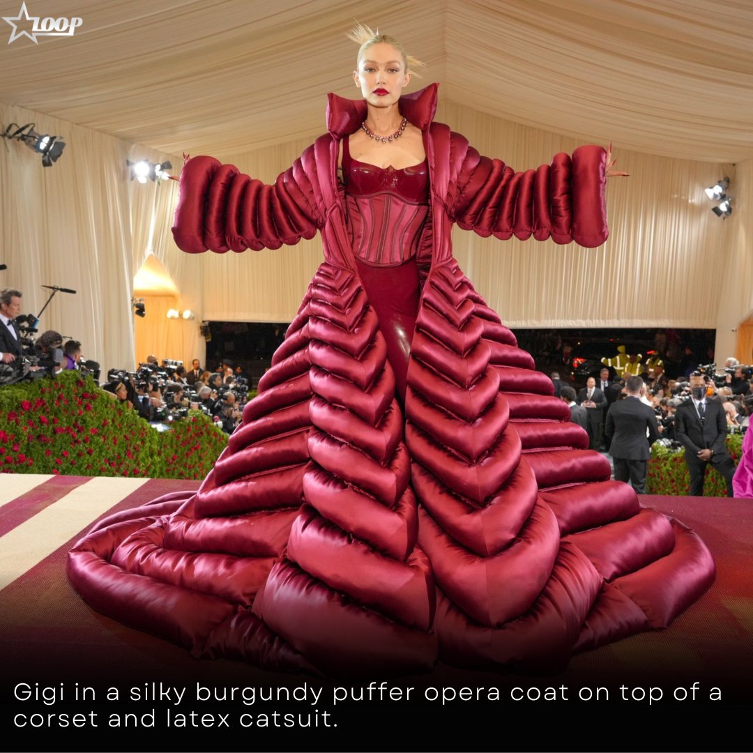 _starloop_'s tweet image. Our favourites from Met Gala 2022✨
Tell us yours in the replies😁

#MetGala #MetGala2022 #metgalabestdressed 
#gigihadid #CardiB #vogue #thomasdoherty #Lizzo #JaredLeto