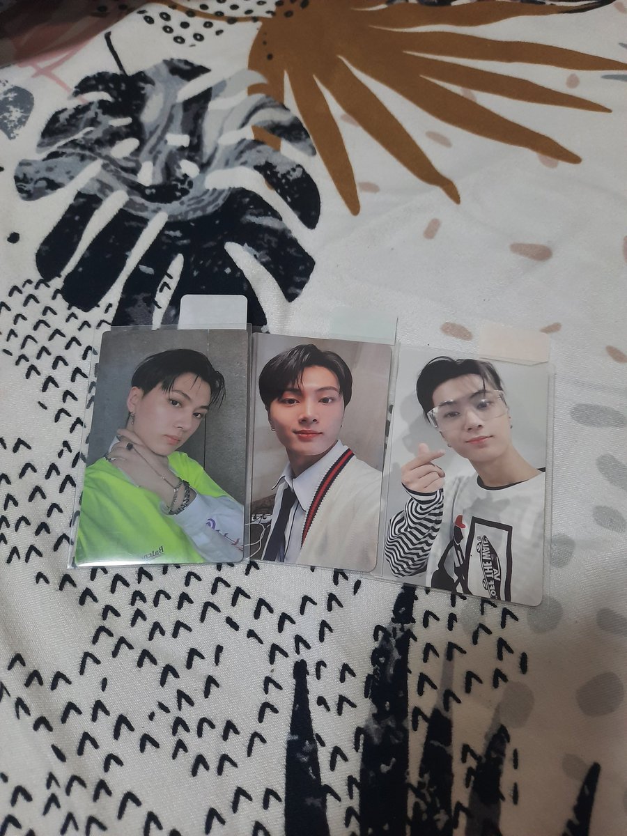 Selenaa05962321's tweet photo. Hello @merch_trading the pcs arrived safely😊 Grabe lakas ng sparks🫶
#kppmtfeedbacks https://t.co/RV2hPxb10p