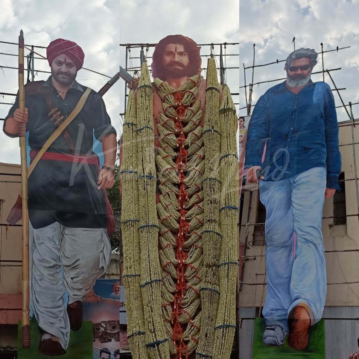 teamrc_nellore's tweet photo. Industry Hit RRR 50 days celebrations at RTC x Roads Hyd by Man Of Masses @AlwaysRamCharan fan's 🙌 🥳

Celebrations will begin from 8pm followed by second show 🤙

Inviting all the MEGA POWER fan's to join. #ManOfMassesRamCharan #RRRMovie #RamCharan https://t.co/bygK4h9W8X
