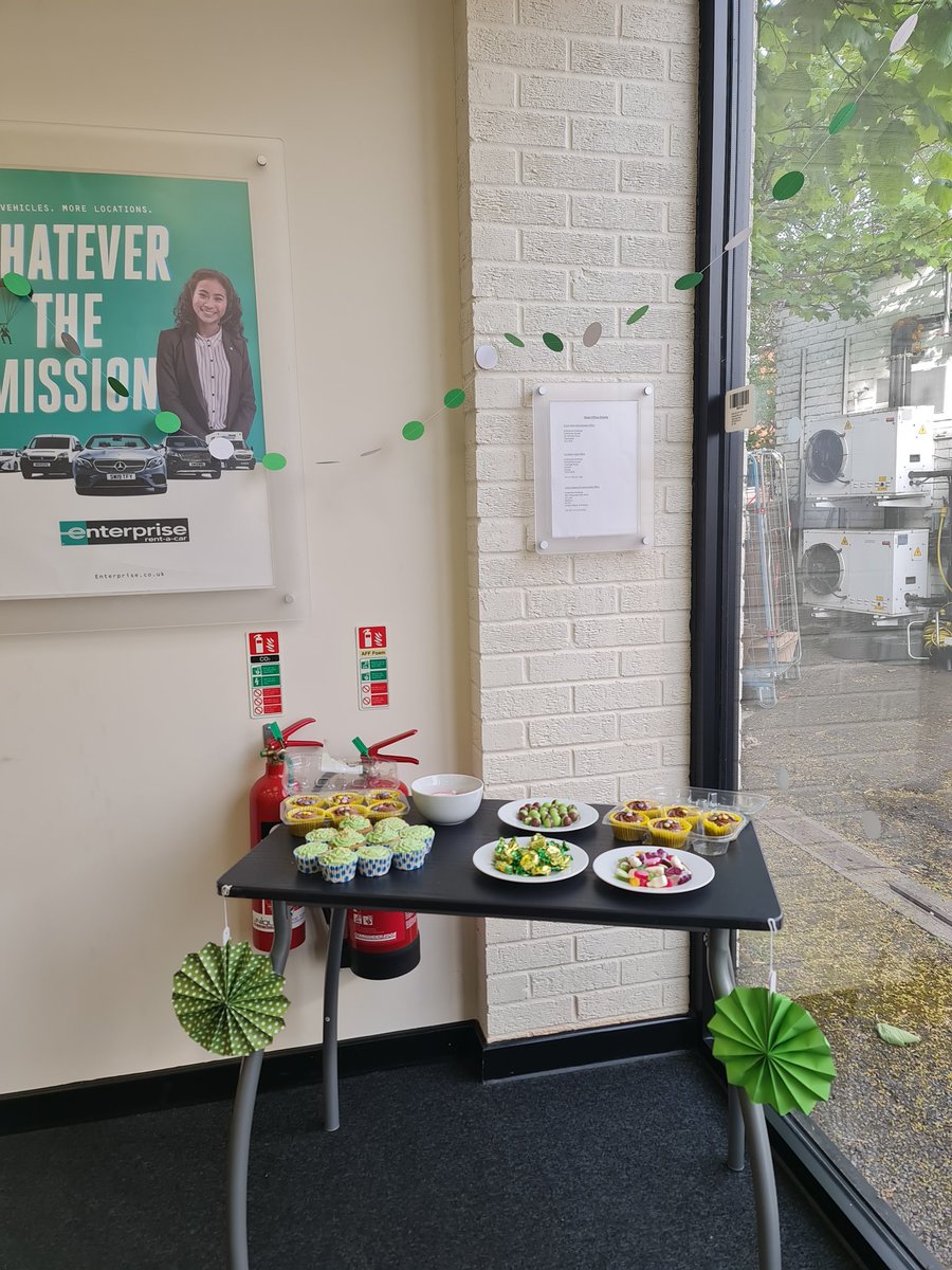 Waterlooville dressed up and decorated for Green Day. Thank you for all your hard work! #MentalHealthAwarenessMonth #IveBeenThere #GroupU2 #U2United #disibilityinclusionnetwrok