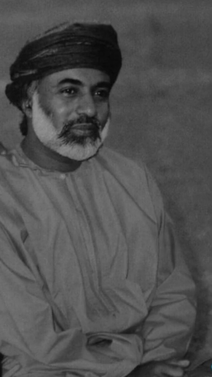 dx1t1's tweet photo. رحم الله راحلاً طابَ ذِكرهُ وحسُن أثرهُ، 
اللهُم ارحمہ وأغفّرلہ وأنُر قبّره..
وارحم اللهم موتانا وموتى المسلمين اجمعين.
#قابوس_بن_سعيد https://t.co/NVmPeV8AxL