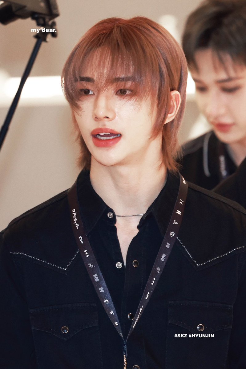 mydear_0320's tweet photo. 220512 😗
#StrayKids #스트레이키즈 #현진 #Hyunjin https://t.co/ZaEVeQcPlO