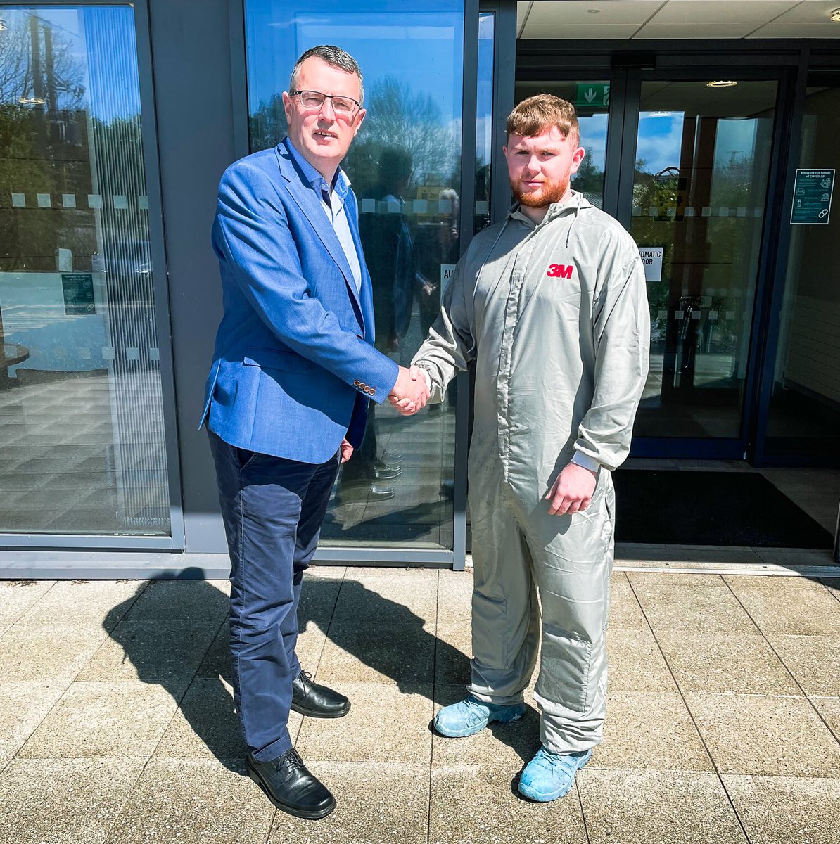 Wright_bus's tweet photo. Congratulations to Adam Harbinson who finished first in the Regional Skills test for Painters in NI.
Adam, pictured with MD Neil Collins, is competing this weekend in the UK Finals.
Good luck Adam- @Wright_bus is cheering you on!
#wrightbus #skillstests #employeeappreciation https://t.co/prw2J3Jg7d