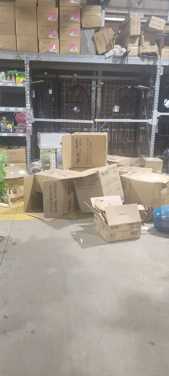 tiffanyterry327's tweet photo. Garden and cleaning chemical overhead purge. #weworksafe @Nichols_John_ @BrianDejon2995 @DanJRomanowski @Suzie02409046 @Justin__Venegas https://t.co/PJAsmvjE7K