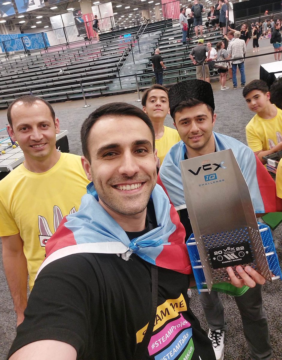 Azərbaycan komandası ABŞ-da keçirilən robototexnika yarışmasında yüksək nəticə göstərib 
#TəhsilNazirliyi #EduAz #VEX #Robotics #STEAMAzerbaijan
bit.ly/3LccfUN