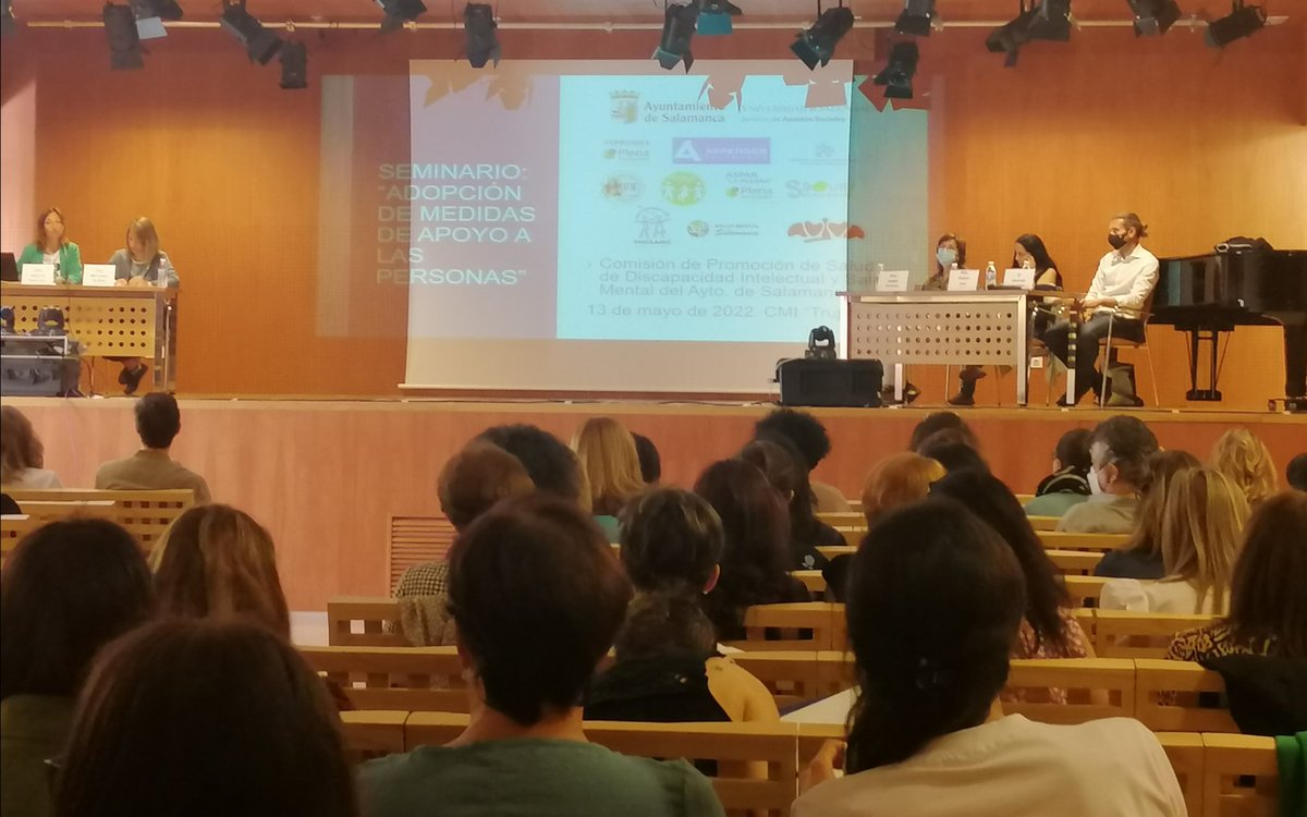 COTSSaZa's tweet photo. 🔴 Arranca en #Salamanca el seminario "Adopción de medidas de apoyo a las personas" que cuenta con la experiencia de compañeras del @aytoSalamanca @SaludMentalSAL y @AsprodesSalaman https://t.co/DMzULuxgp1