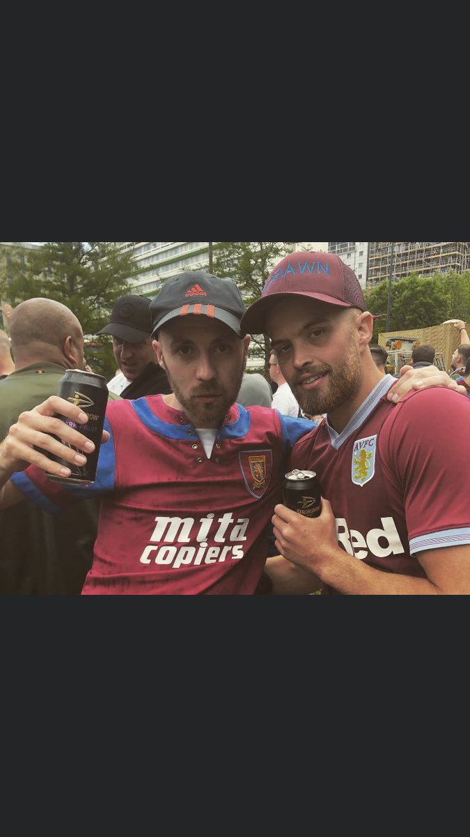 bones1874's tweet photo. hi all my best friend scott chaplin died last night in a motorbike accident. he was a lifelong villa fan and Season ticket holder. can i ask that we give him a minute applause in the 29th minute at the crystal palace game please. #avfc https://t.co/2ZLzmuenHm