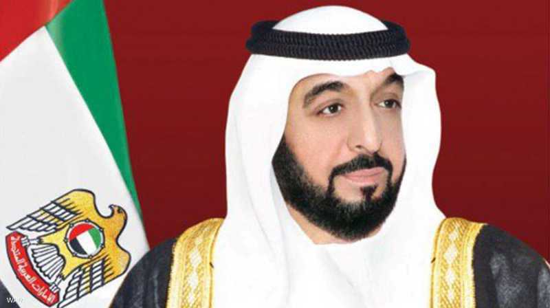 rafatsocotray's tweet photo. ان العين لتدمع و ان القلب ليحزن و اننا لفراقك يا شيخنا *خليفه بن زايد* لمحزنون و لا نقول الا ما يرضي ربنا سبحانه وتعالى 
"انا لله ��انا اليه راجعون" ...

اللهم جازه بالحسنات إحسانا.. 
وبالسيئات عفواً وغفرانا..
اللهم أنزل على قبره الضياء والنور..
والفسحة والفرح والسرور.. https://t.co/c5ZJVcyCvE