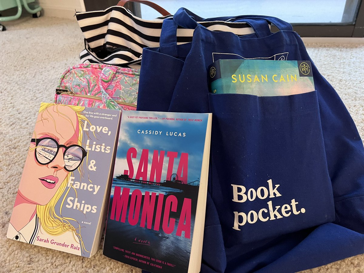 TheOtherRBG's tweet photo. I chose which books to bring to the beach 🏖 #capemay #personalday @grundercats @CassLucasAuthor @susancain https://t.co/G2qwUjq6T2