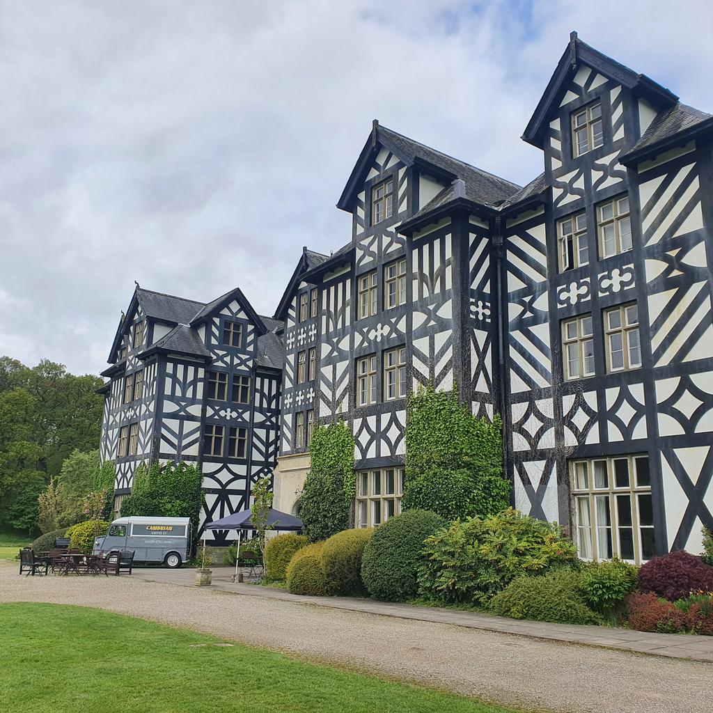 BCoTD1g1tal's tweet photo. Thanks for having us @Gregynog! We have loved being in Wales 🏴󠁧󠁢󠁷󠁬󠁳󠁿

Hopefully we get to go back for next year's conference. https://t.co/nmUt1vofhq