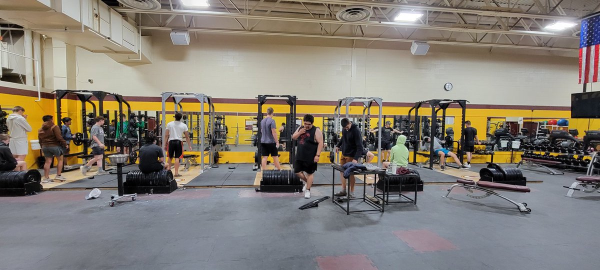 StrengthSpoiler's tweet image. Last regular workout of the year. We max next week!