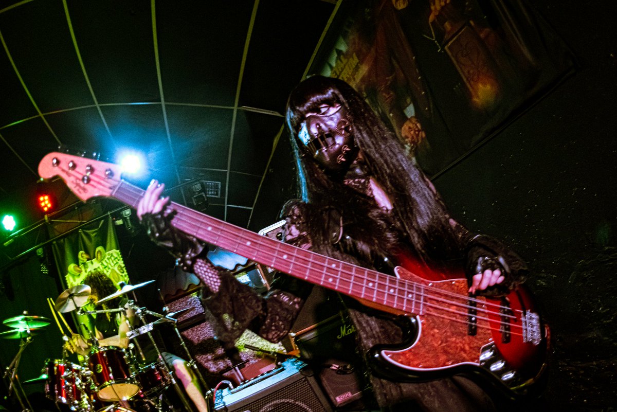 DoomNight_Band's tweet photo. Fotos del concierto en el Pub Transylvania Vigo junto a @ith_rock , con la colaboración de Carla en nuestra versión de Angels de Within Temptation y de Diego en la de Sally's Song de Pesadilla antes de Navidad https://t.co/tU7OMohcJy