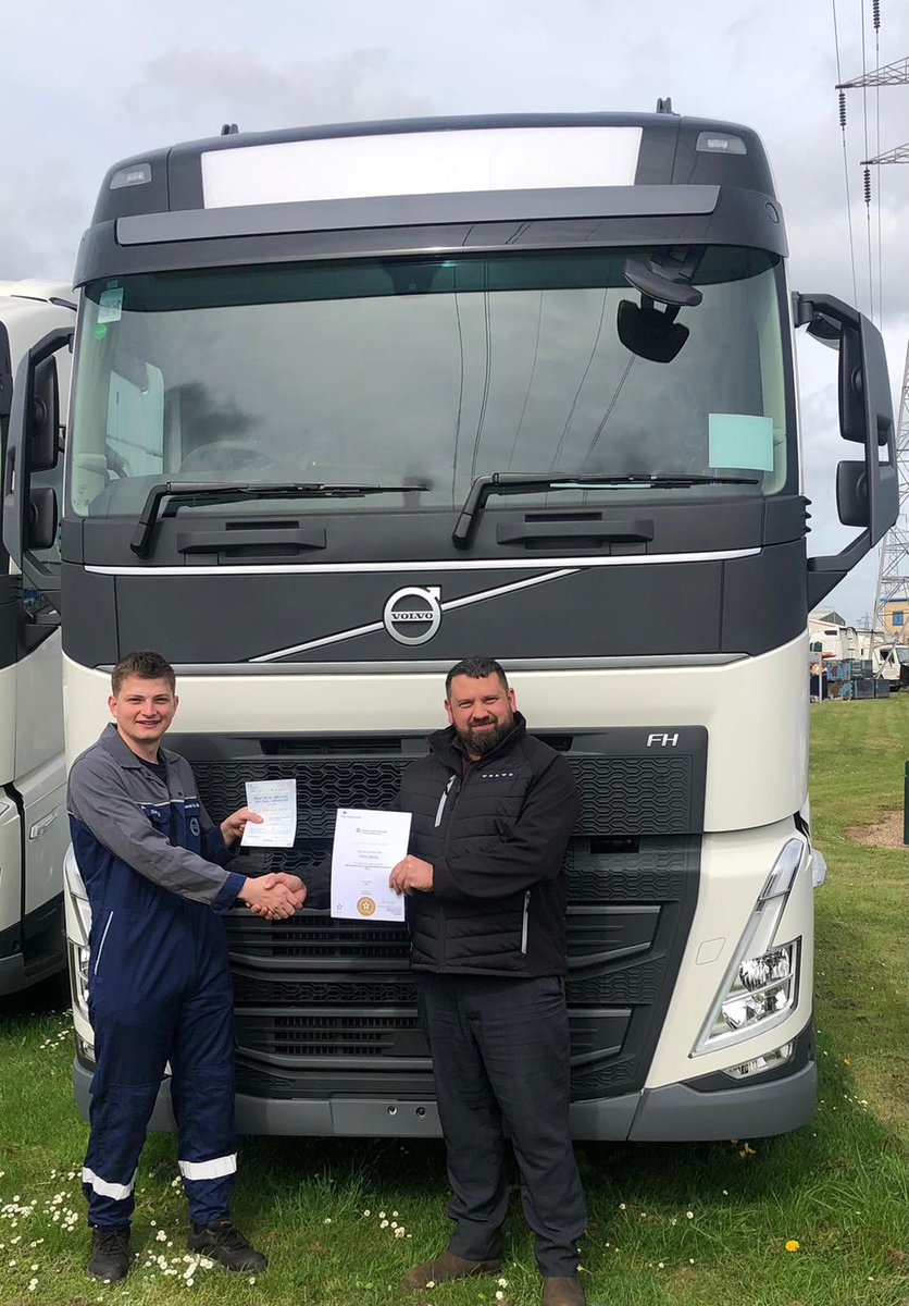CrossroadsTruck's tweet photo. Congratulations Arthur on not only passing your apprenticeship but also your HGV licence.
#Investinginthefuture #Proud #Passion #Talent #Skills #Apprenticehip #Learning #Commitment #Attitude https://t.co/com7VsgQwl
