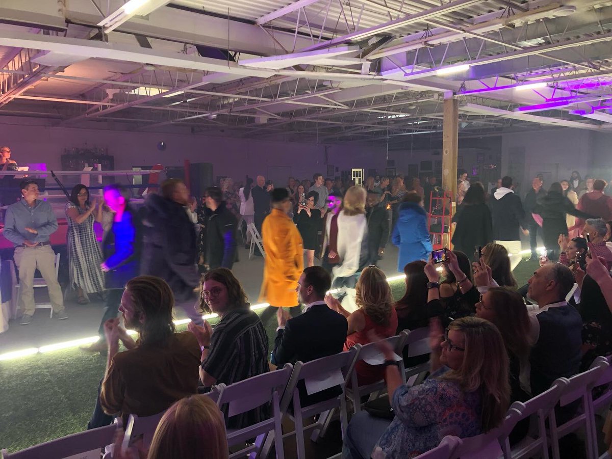 Gift of Giving Back tweet media