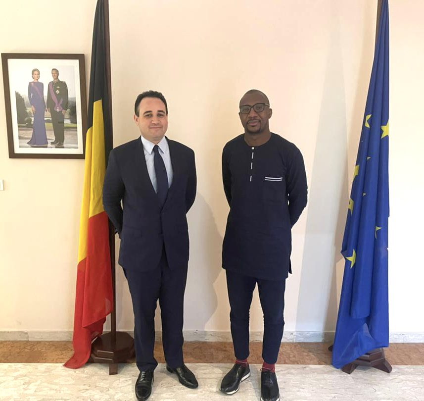 IsraelGuebo's tweet photo. A @belgiumabidjan. Reçu par l’ambassadeur Michael Wimmer. 
Beau moment d’échanges autour des activités de la fondation @croireci, notamment sur la #CivEdu et de nos actions à #Abobo. J’ai aussi mis en lumière le projet de l’@edfactchecking que nous lançons dans quelques mois. https://t.co/KrkEInTAdB