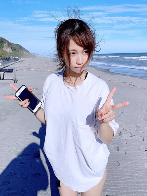 にねんまえにあそびにいった、この海にまた撮影しにいきたいな〜! 