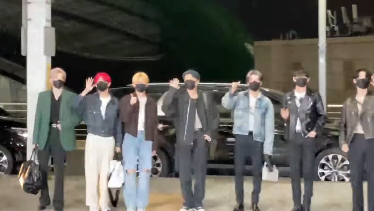 kungyaz_'s tweet photo. ENHYPEN arriving at Incheon airport https://t.co/VCiPi1FPdZ