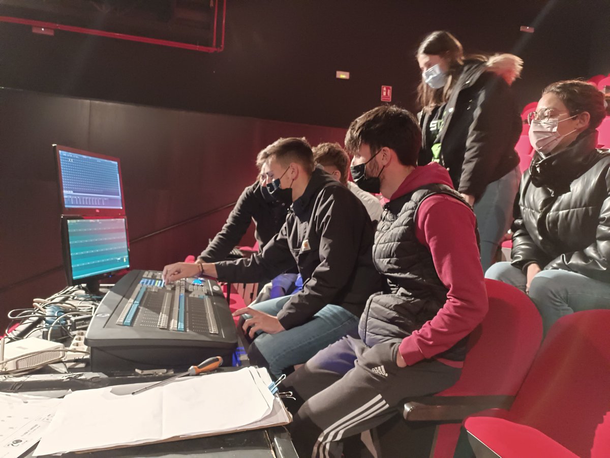 ESCAV tweet media