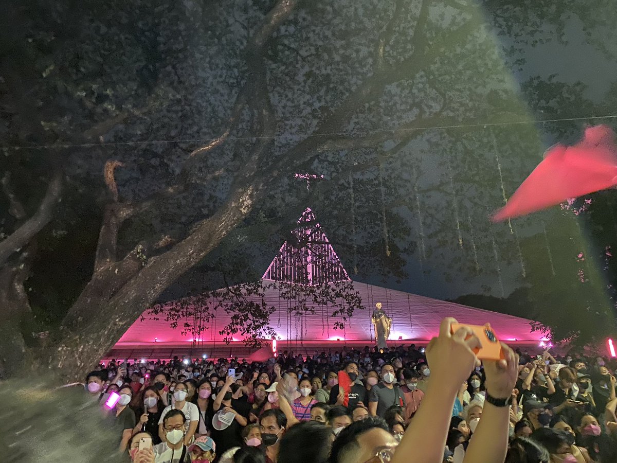 maifuxirafa's tweet image. Thank you, @lenirobredo @kikopangilinan #AngPresidenteLeniRobredo #AngBisePresidenteKikoPangilinan  #TuloyTayoParaSaLahat #LeniKikoPasasalamat