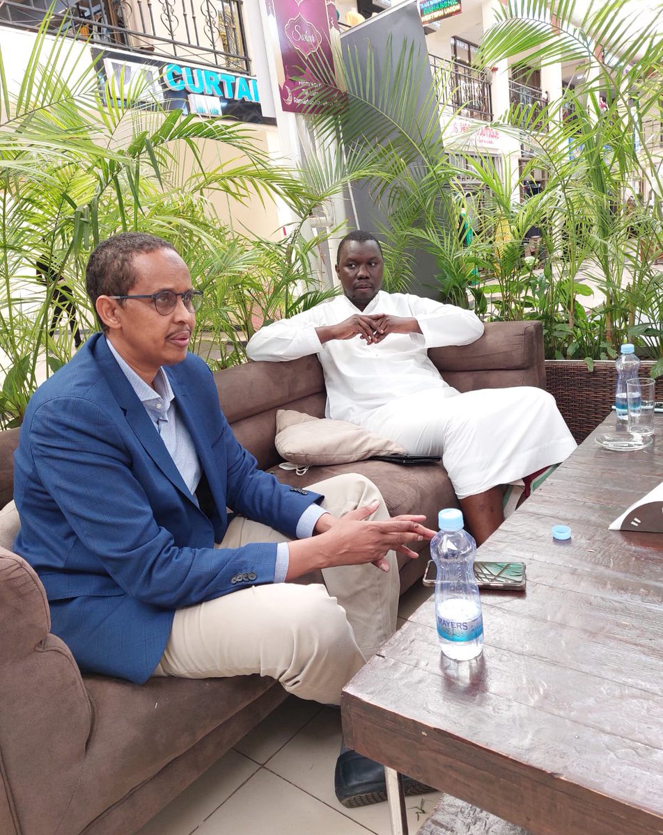 Moha001_Onyango's tweet photo. Having a tete-a-tete with senior advisor to Saudi Central Bank (SAMA) bwana @WehliyeMohamed at @HouseofMandi in Kilimani. https://t.co/lStK2jzsVi