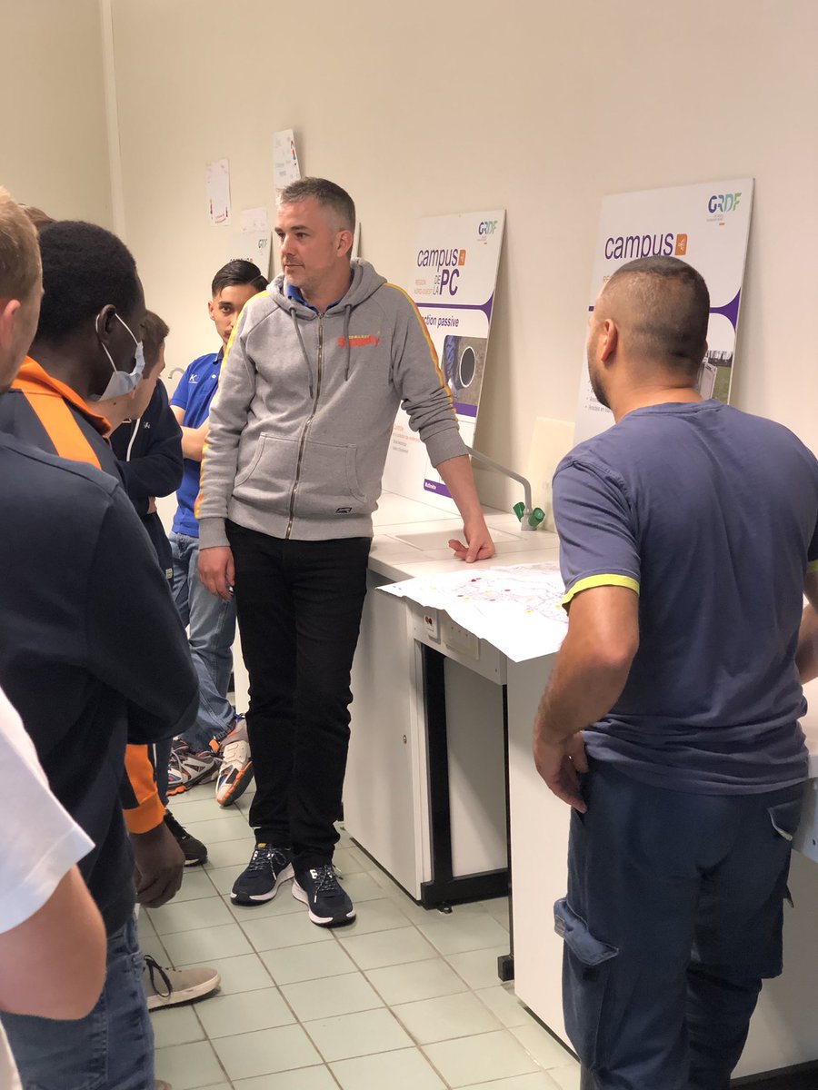 Job dating au lycée professionnel d’Hautmont pour trouver notre futur alternant Protection Cathodique - une implication forte de notre RE, techniciens, ainsi que de Safae (Pôle RH). Moment apprécié des contributeurs et participants 👏🏻
<a href="/GRDF/">GRDF</a> <a href="/Act4gaz/">Act4gaz</a> <a href="/JoseBeaucamp/">José BEAUCAMP</a> <a href="/JablonskiYohan/">Yohan Ja</a>